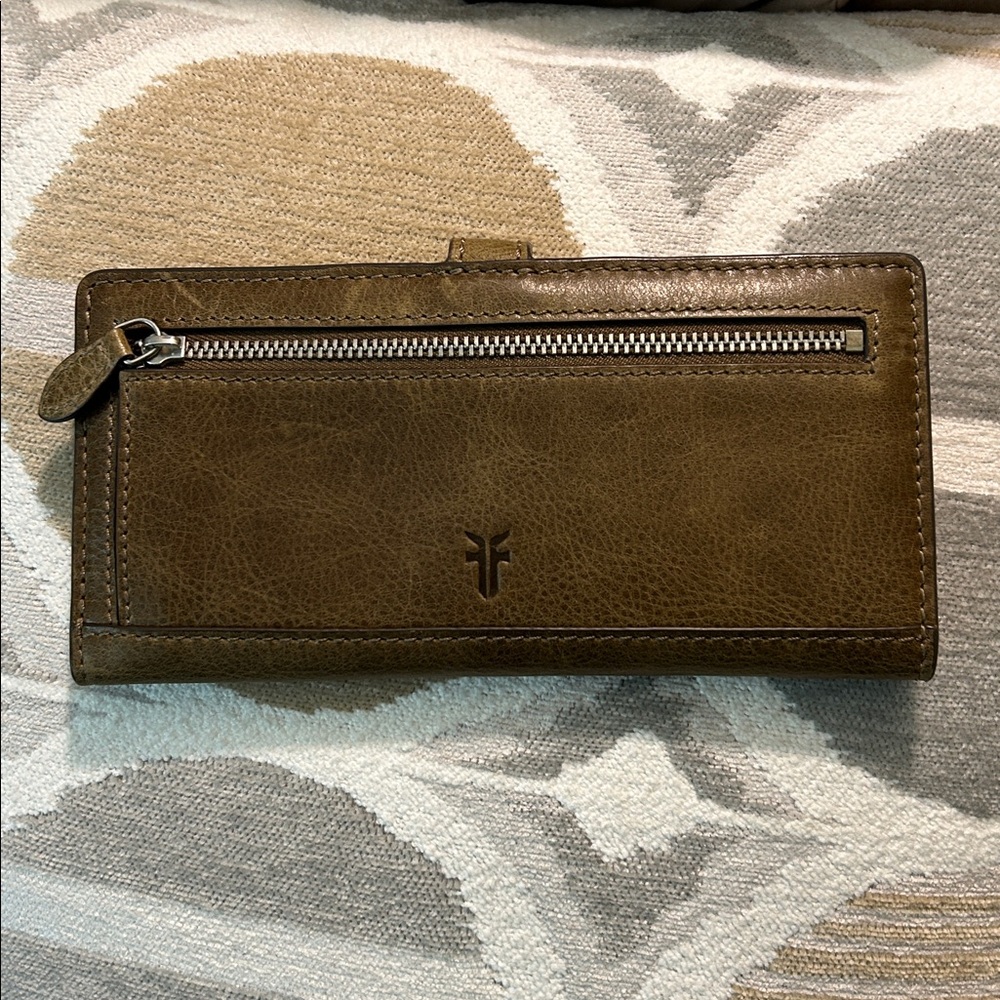 Frye slim Reed wallet - Picture 2 of 6